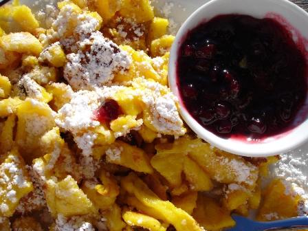 Kaiserschmarrn-mitPreiselbeeren